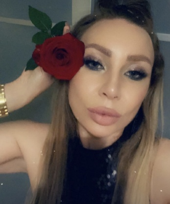 Милая и очаровательная леди приглашает в уютное гнездышко для интимных встреч. Я доставлю тебе настоящее удовольствие и позаботлюсь о твоем комфорте. Позволь себе немного расслабиться в моей компании. Ты не пожалеешь! 1116, 38 лет