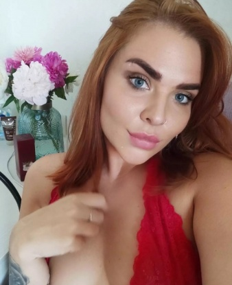 🌟 Я живу в Москве, в этом огромном городе области и мои нежные губки всегда готовы подарить тебе нереальное наслаждение. Мое тело - источник интимного блаженства, мои услуги - безупречны. 🌹 Обладательница идеальных форм и привлекательных фото, я гарантирую тебе незабываемые моменты, которые останутся в твоем сердце навсегда. 💋 Оставь свои сомнения в прошлом, и дари себе счастливые мгновения в моей компании. 🌹 Не упускай возможность испытать мое мастерство и позвони мне уже сейчас! 📞 1211, 26 лет