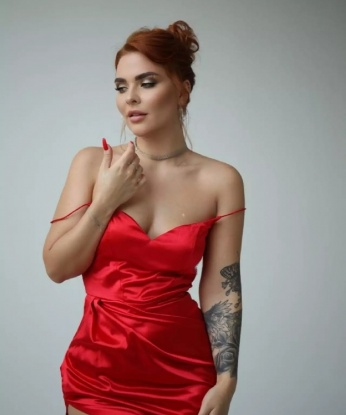 🌟 Я живу в Москве, в этом огромном городе области и мои нежные губки всегда готовы подарить тебе нереальное наслаждение. Мое тело - источник интимного блаженства, мои услуги - безупречны. 🌹 Обладательница идеальных форм и привлекательных фото, я гарантирую тебе незабываемые моменты, которые останутся в твоем сердце навсегда. 💋 Оставь свои сомнения в прошлом, и дари себе счастливые мгновения в моей компании. 🌹 Не упускай возможность испытать мое мастерство и позвони мне уже сейчас! 📞 1211, 26 лет