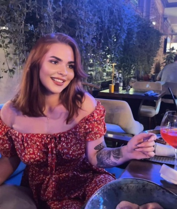 🌟 Я живу в Москве, в этом огромном городе области и мои нежные губки всегда готовы подарить тебе нереальное наслаждение. Мое тело - источник интимного блаженства, мои услуги - безупречны. 🌹 Обладательница идеальных форм и привлекательных фото, я гарантирую тебе незабываемые моменты, которые останутся в твоем сердце навсегда. 💋 Оставь свои сомнения в прошлом, и дари себе счастливые мгновения в моей компании. 🌹 Не упускай возможность испытать мое мастерство и позвони мне уже сейчас! 📞 1211, 26 лет